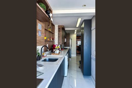 Apartamento à venda com 102m², 3 quartos e 2 vagas Apartamento à venda com 102m², 3 quartos e 2 vagasÁrea de Serviço