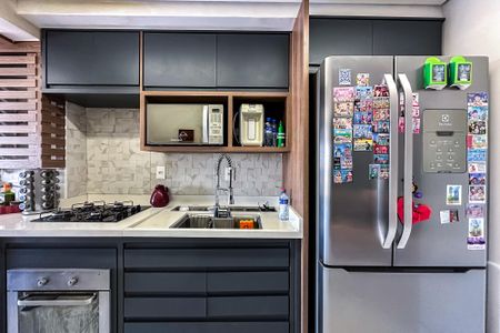Apartamento à venda com 102m², 3 quartos e 2 vagas Apartamento à venda com 102m², 3 quartos e 2 vagasCozinha