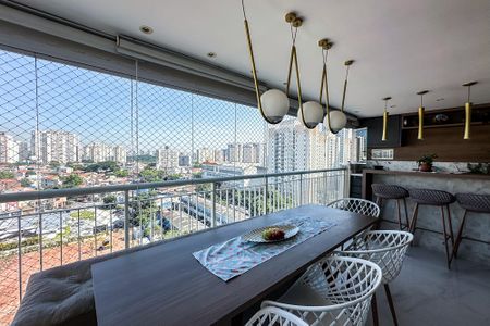 Apartamento à venda com 102m², 3 quartos e 2 vagas Apartamento à venda com 102m², 3 quartos e 2 vagasVaranda da Sala