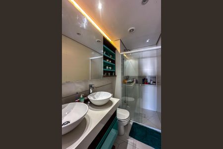 Apartamento à venda com 102m², 3 quartos e 2 vagas Apartamento à venda com 102m², 3 quartos e 2 vagasBanheiro