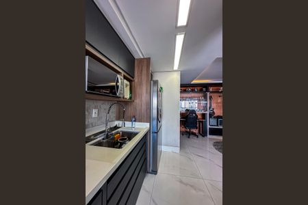 Apartamento à venda com 102m², 3 quartos e 2 vagas Apartamento à venda com 102m², 3 quartos e 2 vagasCozinha