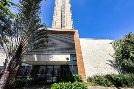 Apartamento à venda com 102m², 3 quartos e 2 vagas Apartamento à venda com 102m², 3 quartos e 2 vagasFachada