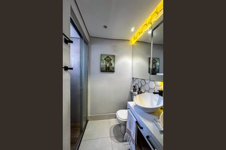 Apartamento à venda com 102m², 3 quartos e 2 vagas Apartamento à venda com 102m², 3 quartos e 2 vagasBanheiro da Suíte