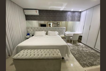 Casa de condomínio para alugar com 370m², 3 quartos e 4 vagasQuarto 3
