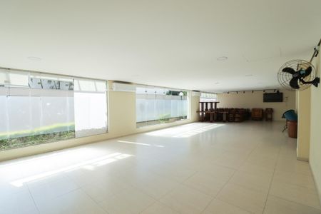 Apartamento para alugar com 75m², 3 quartos e 1 vagaSalão de Festas