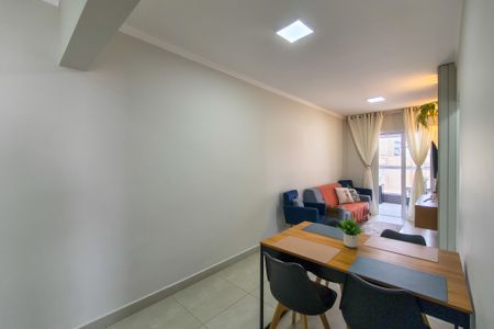 Apartamento para alugar com 68m², 2 quartos e 1 vagaSala