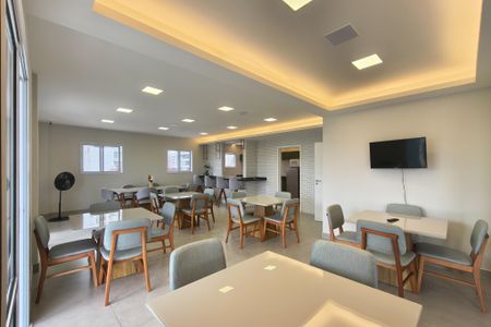 Apartamento para alugar com 68m², 2 quartos e 1 vagaÁrea comum - Salão de festas