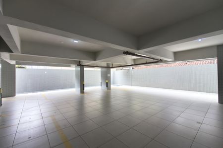 Apartamento para alugar com 68m², 2 quartos e 1 vagaGaragem