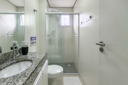 Apartamento para alugar com 68m², 2 quartos e 1 vagaBanheiro 