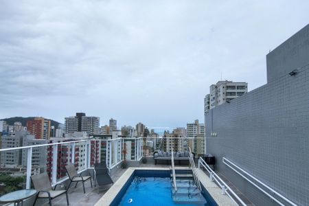 Apartamento para alugar com 68m², 2 quartos e 1 vagaÁrea comum - Piscina