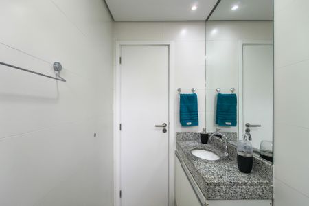 Apartamento para alugar com 68m², 2 quartos e 1 vagaBanheiro 