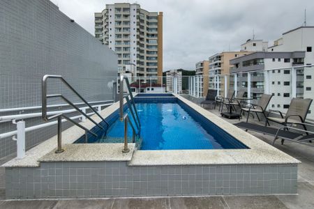 Apartamento para alugar com 68m², 2 quartos e 1 vagaÁrea comum - Piscina