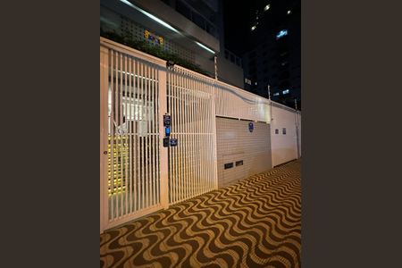 Apartamento para alugar com 68m², 2 quartos e 1 vagaFachada