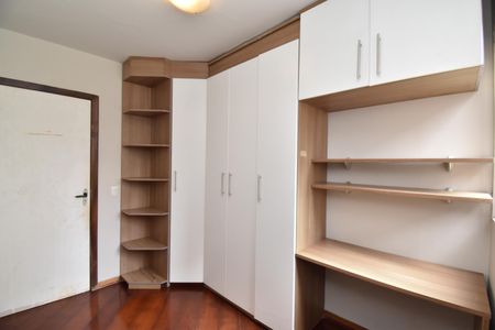 Apartamento para alugar com 72m², 2 quartos e 1 vagaQuarto 2