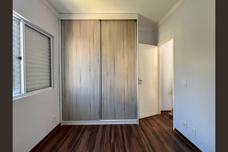 Apartamento à venda com 64m², 2 quartos e 1 vagaQuarto