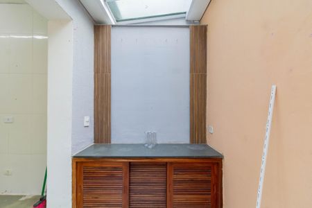 Área externa de casa para alugar com 3 quartos, 175m² em Pompeia, São Paulo