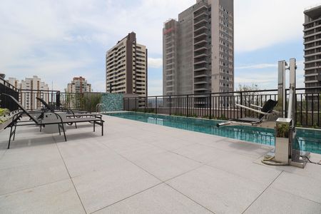 Studio à venda com 26m², 1 quarto e sem vaga Studio à venda com 26m², 1 quarto e sem vagaÁrea comum - Piscina