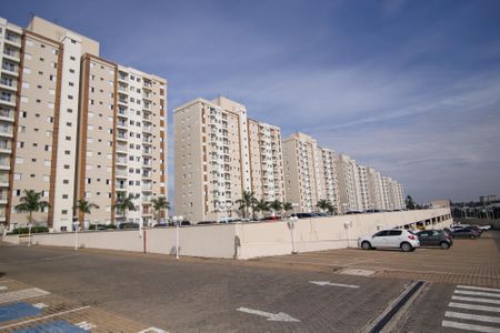Apartamento para alugar com 52m², 2 quartos e 2 vagasFa