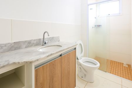 Apartamento para alugar com 52m², 2 quartos e 2 vagasBanheiro