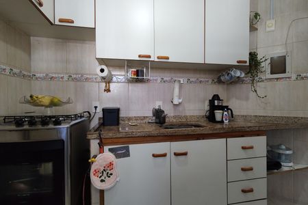Apartamento à venda com 60m², 2 quartos e 2 vagasCozinha - Armários