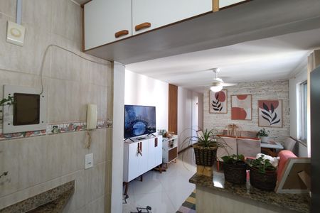 Apartamento à venda com 60m², 2 quartos e 2 vagasSala/Cozinha