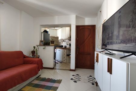 Apartamento à venda com 60m², 2 quartos e 2 vagasSala