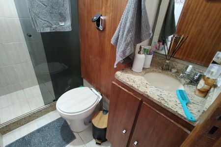 Apartamento à venda com 60m², 2 quartos e 2 vagasBanheiro Social