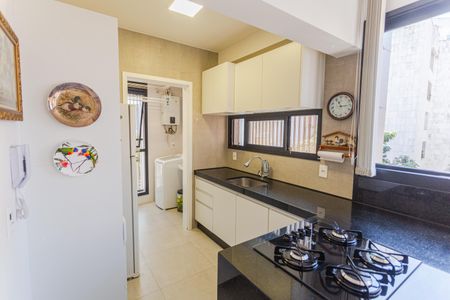 Apartamento à venda com 62m², 2 quartos e 2 vagasCozinha