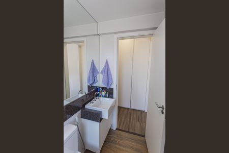 Apartamento à venda com 62m², 2 quartos e 2 vagasBanheiro da Suíte