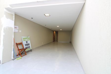 Garagem de casa à venda com 3 quartos, 170m² em Penha de França, São Paulo