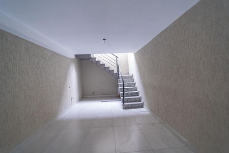 Garagem de casa à venda com 3 quartos, 145m² em Vila Santana, São Paulo