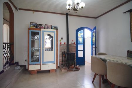 Casa à venda com 305m², 4 quartos e 2 vagasSala de Jantar