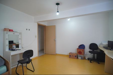 Casa à venda com 305m², 4 quartos e 2 vagasQuarto 2
