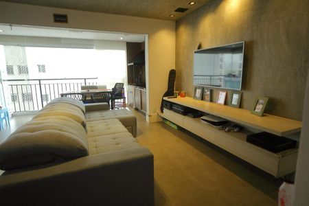 Apartamento à venda com 81m², 2 quartos e 2 vagasSala