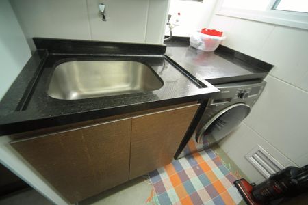 Apartamento à venda com 81m², 2 quartos e 2 vagasÁrea de Serviço