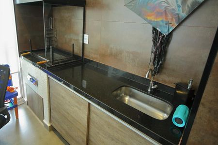 Apartamento à venda com 81m², 2 quartos e 2 vagasVaranda - Sala 