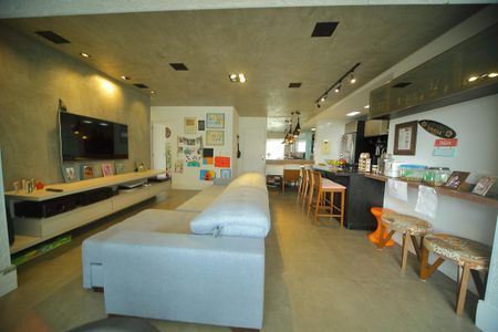 Apartamento à venda com 81m², 2 quartos e 2 vagasSala