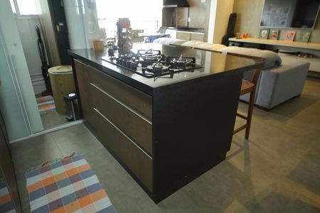 Apartamento à venda com 81m², 2 quartos e 2 vagasCozinha 