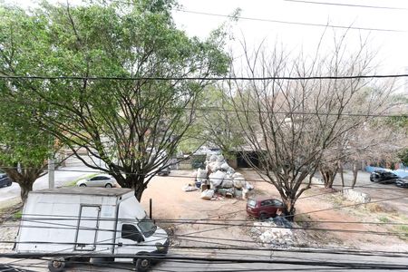 Casa para alugar com 66m², 2 quartos e sem vagaquarto 2 vista