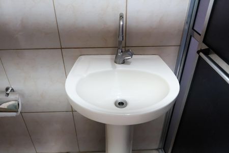 Casa para alugar com 66m², 2 quartos e sem vagaBanheiro