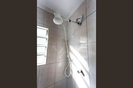 Casa para alugar com 66m², 2 quartos e sem vagaBanheiro