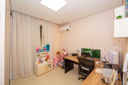 Casa à venda com 360m², 3 quartos e 5 vagasQUARTO2