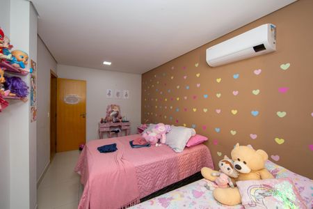 QUARTO1 de casa à venda com 3 quartos, 354m² em Dom Bosco, Belo Horizonte