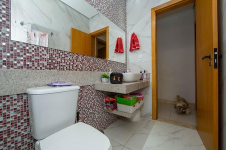 Casa à venda com 360m², 3 quartos e 5 vagasBANHEIRO1