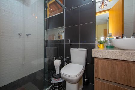 Casa à venda com 360m², 3 quartos e 5 vagasBANHEIRO2