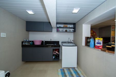 Casa à venda com 360m², 3 quartos e 5 vagasAREA DE SERVICO