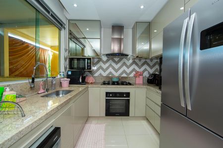 Casa à venda com 360m², 3 quartos e 5 vagasCOZINHA
