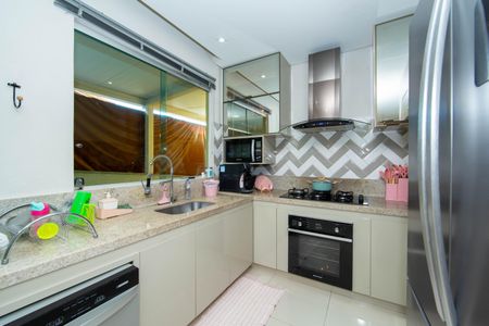 Casa à venda com 360m², 3 quartos e 5 vagasCOZINHA