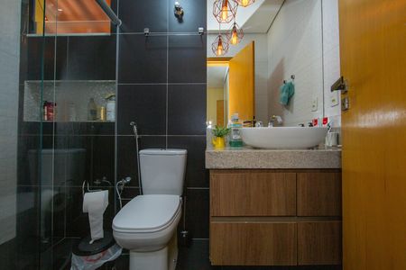 Casa à venda com 360m², 3 quartos e 5 vagasBANHEIRO2
