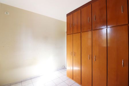 Quarto 1 de apartamento à venda com 2 quartos, 56m² em Conjunto Residencial Pombeva, São Bernardo do Campo
